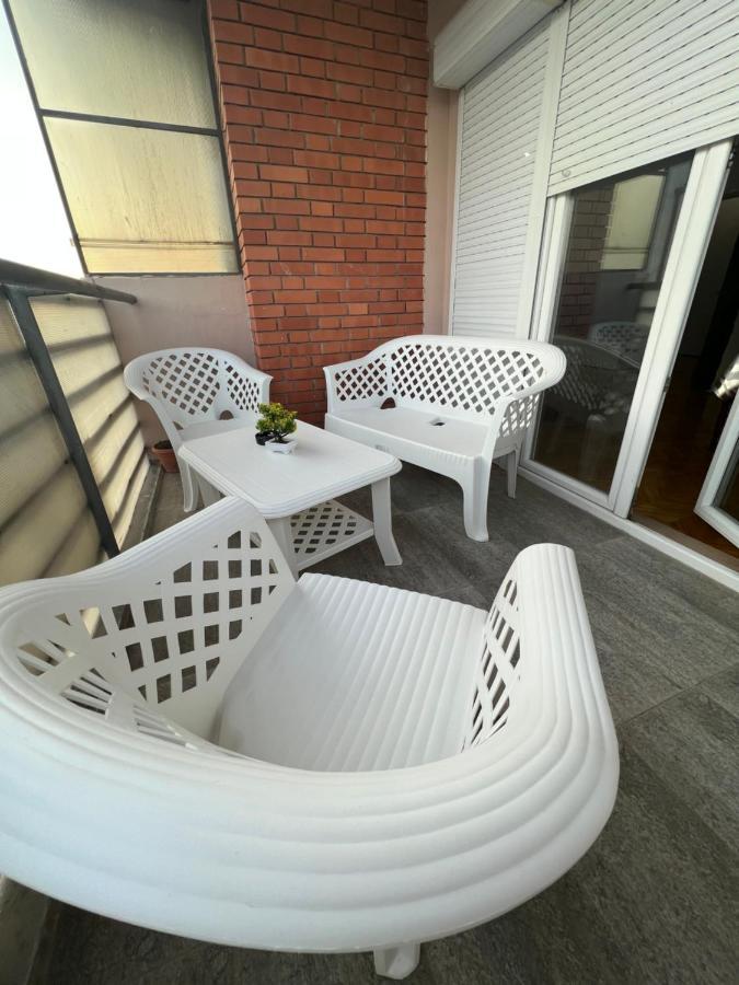 Wel Apartment Gewgelija Zewnętrze zdjęcie